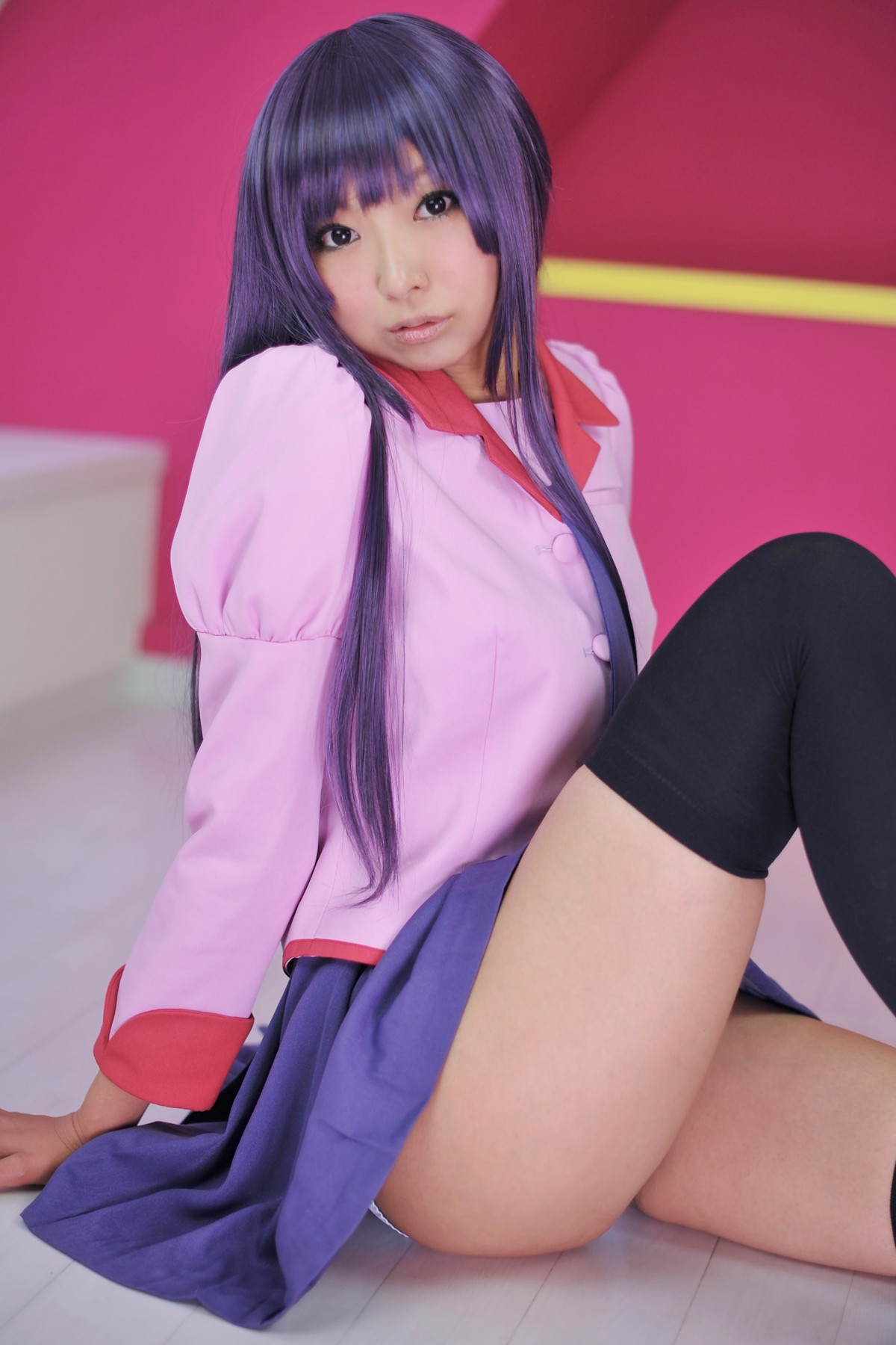 [Cosplay]  萝莉秀美腿cos