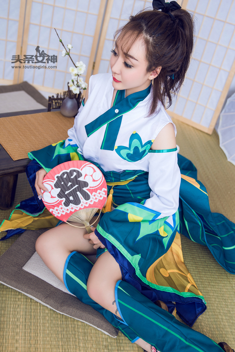 [Toutiao头条女神]No.303_嫩模米粒儿最美莹草COS秀白嫩肌肤性感迷人写真25P_极品性感美女