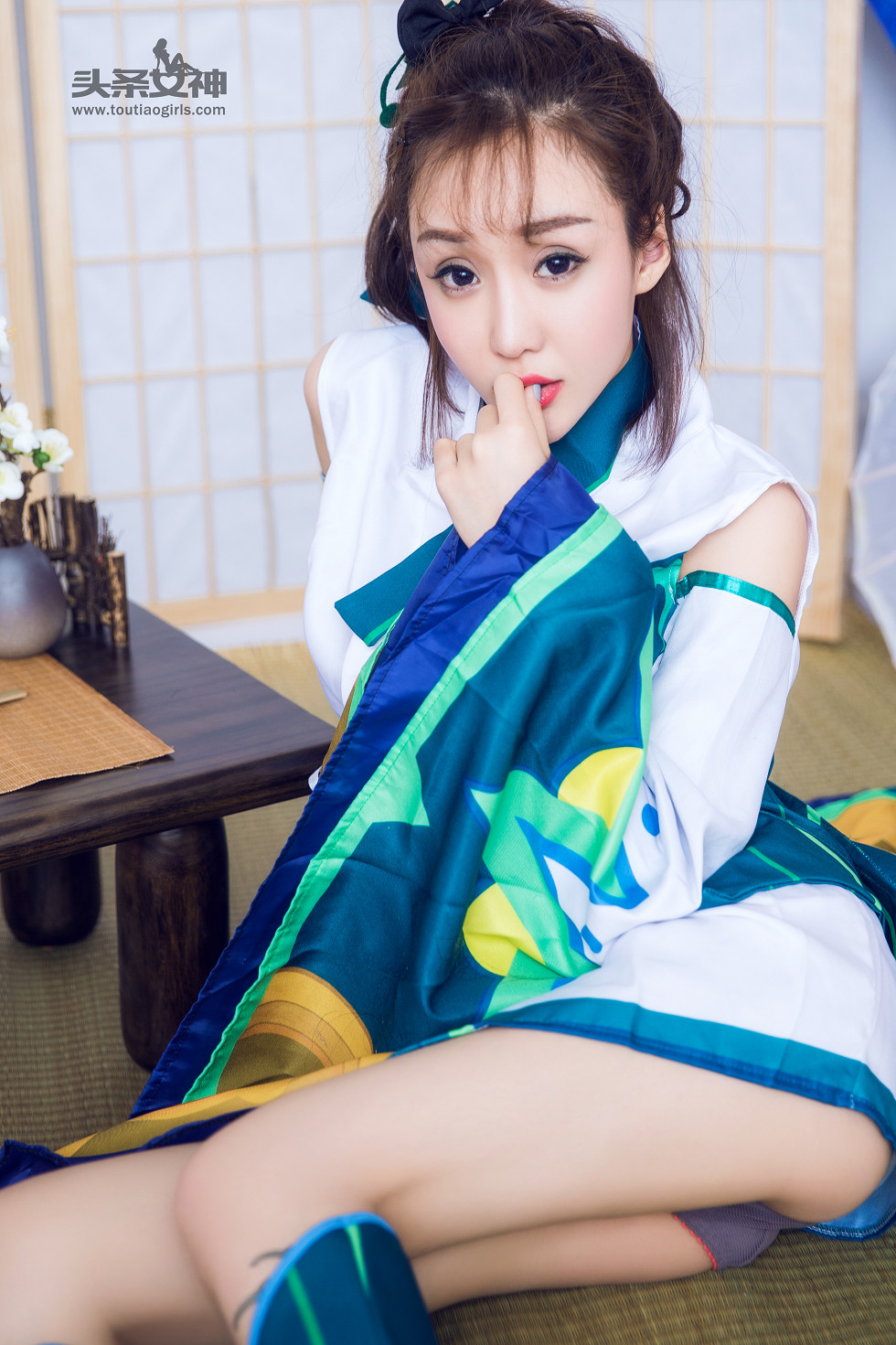 [Toutiao头条女神]No.303_嫩模米粒儿最美莹草COS秀白嫩肌肤性感迷人写真25P_极品性感美女