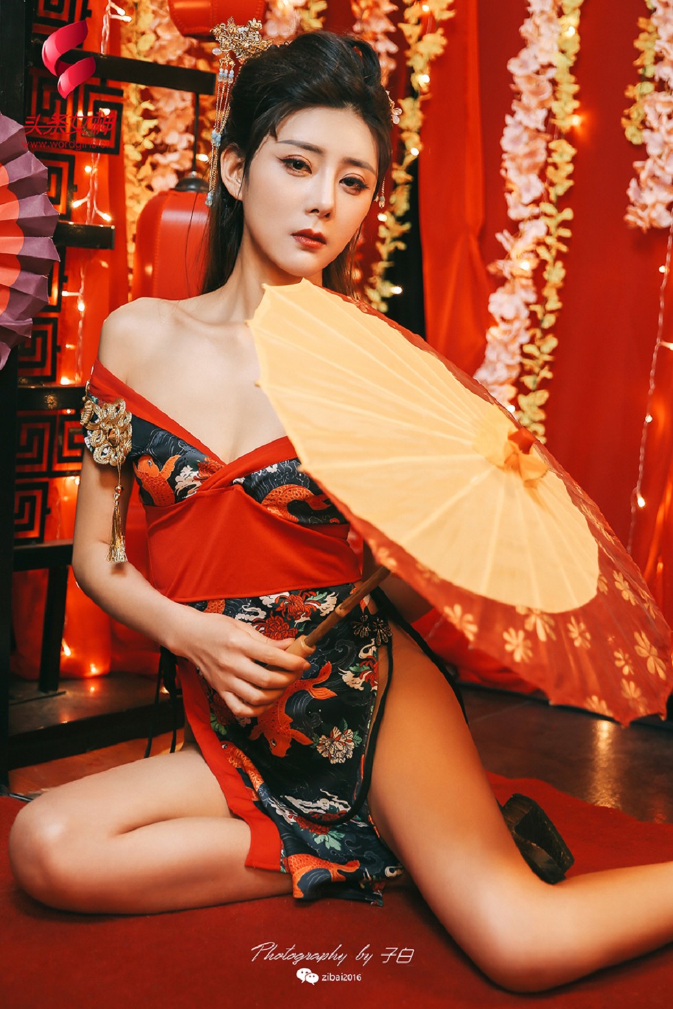 [Toutiao头条女神]No.705_嫩模莫晓希古典花魁服饰秀白嫩肌肤迷人美腿写真30P_极品性感美女