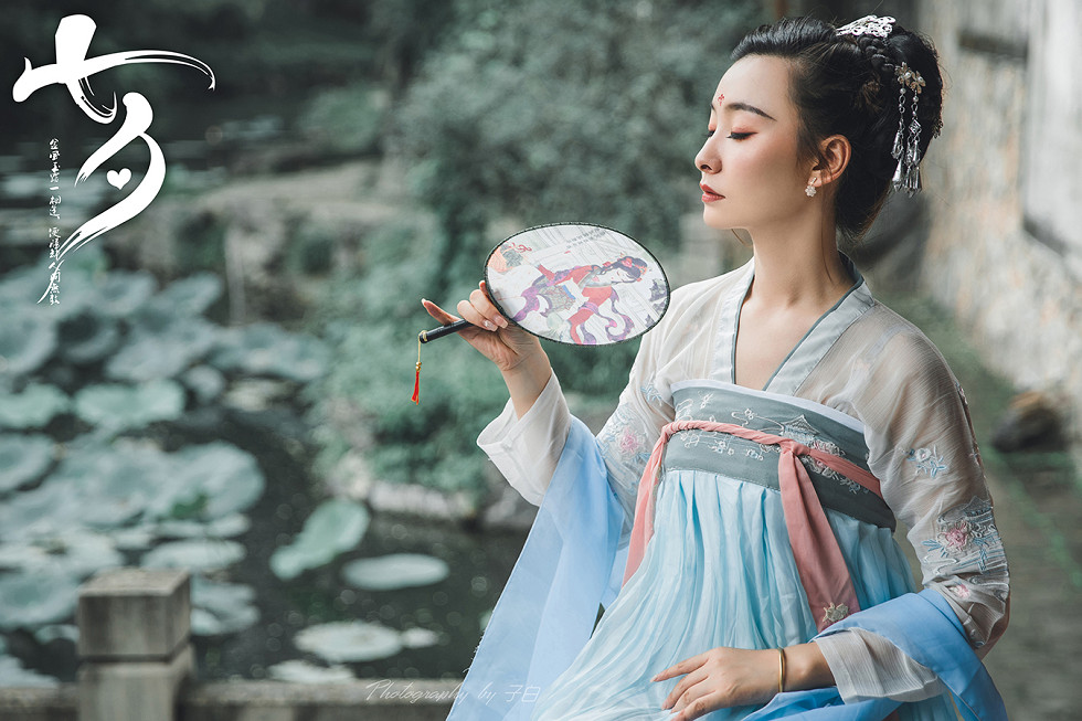 [Toutiao头条女神]No.743_嫩模玄子七夕之白素贞和青小婉古装唯美性感写真21P_极品性感美女