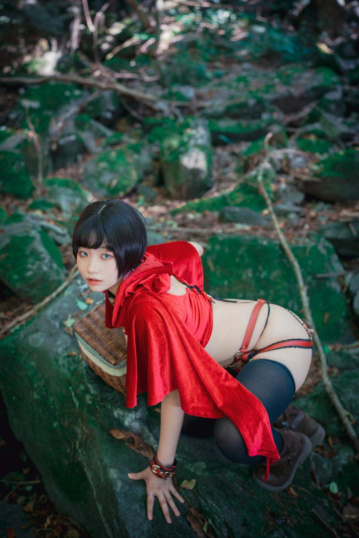 [DJAWA]No.194_Mimmi_Naughty Red Hiring Hood主题户外红色情趣服饰惹火诱惑写真125P_极品性感美女