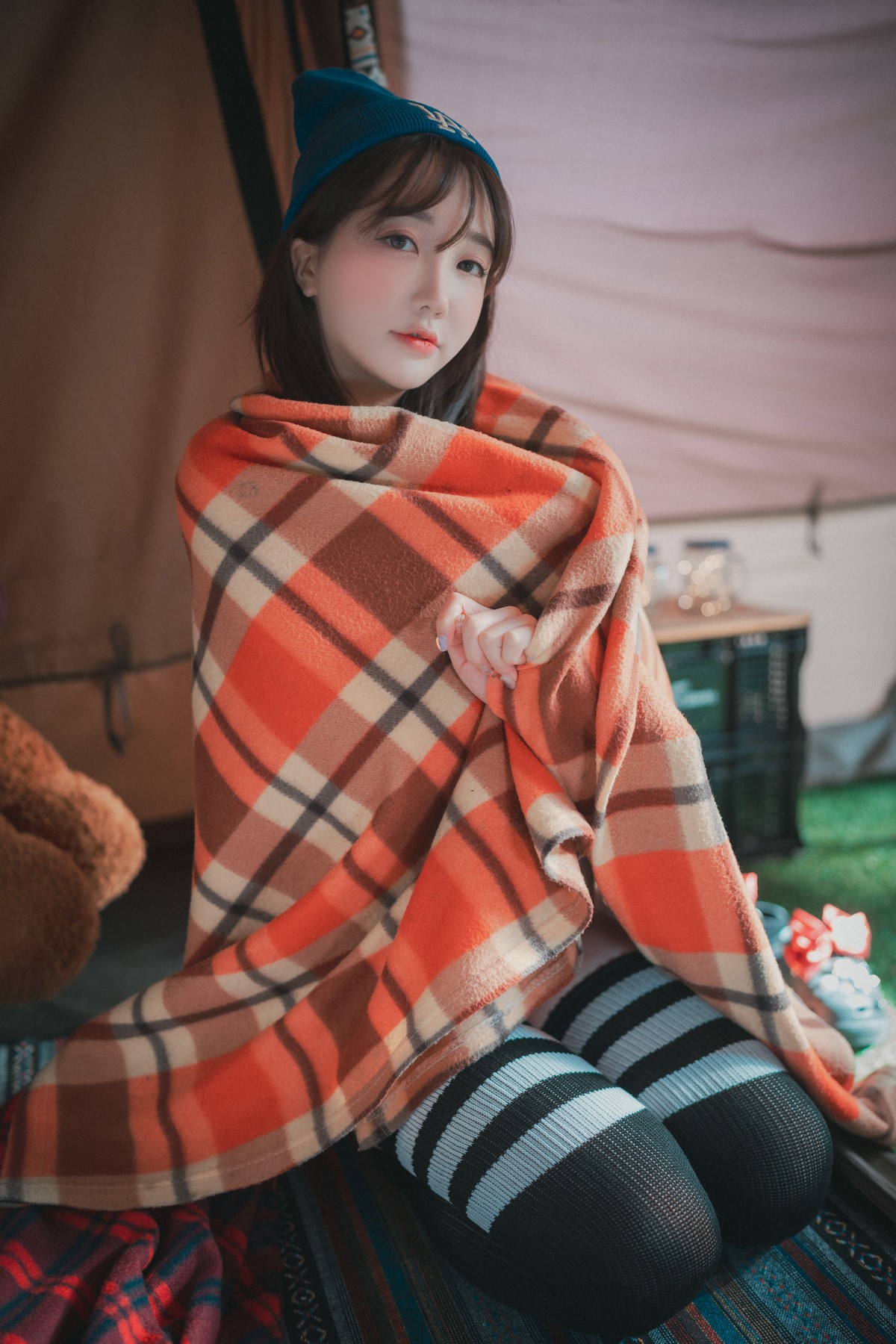 [DJAWA]No.169_Yeeun_Romantic Winter Glamping主题白色针织内衣秀豪乳诱惑写真99P_极品性感美女