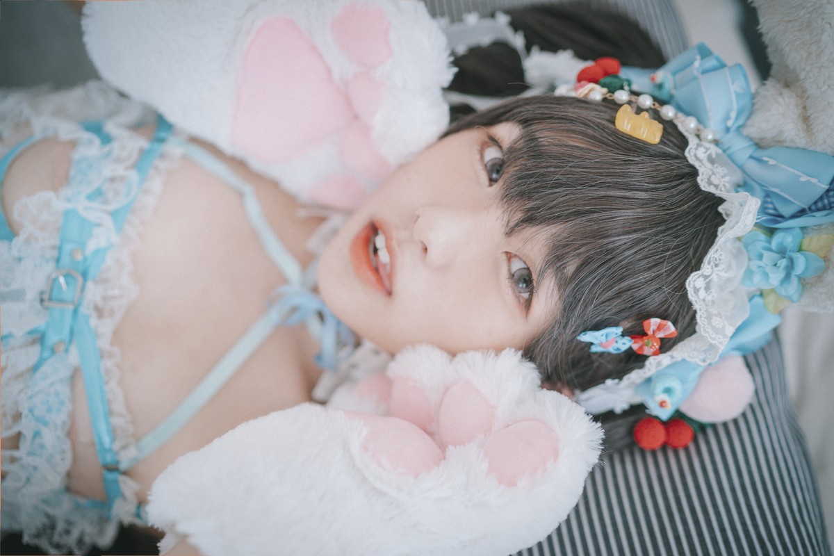 [DJAWA]No.157_模特Sonson_Turquoise Bunny主题性感兔女郎服饰配白丝吊袜诱惑写真51P_极品性感美女