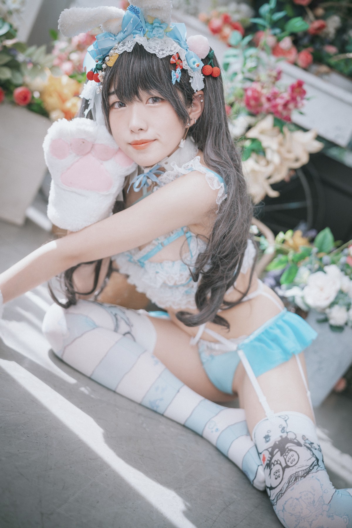 [DJAWA]No.157_模特Sonson_Turquoise Bunny主题性感兔女郎服饰配白丝吊袜诱惑写真51P_极品性感美女