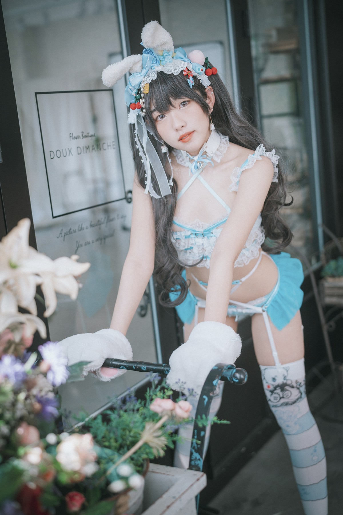 [DJAWA]No.157_模特Sonson_Turquoise Bunny主题性感兔女郎服饰配白丝吊袜诱惑写真51P_极品性感美女