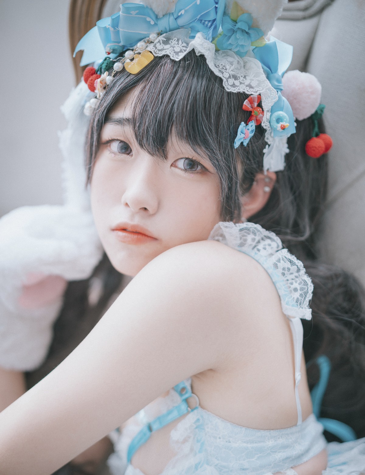 [DJAWA]No.157_模特Sonson_Turquoise Bunny主题性感兔女郎服饰配白丝吊袜诱惑写真51P_极品性感美女