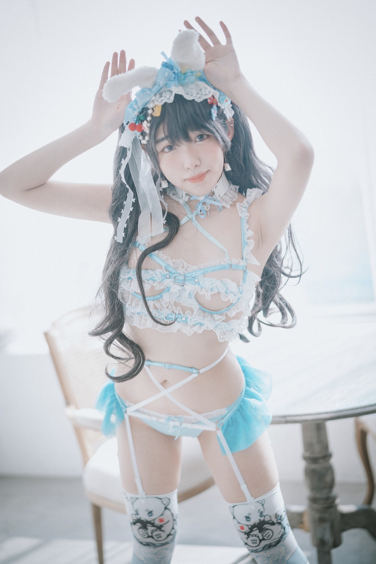 [DJAWA]No.157_模特Sonson_Turquoise Bunny主题性感兔女郎服饰配白丝吊袜诱惑写真51P_极品性感美女