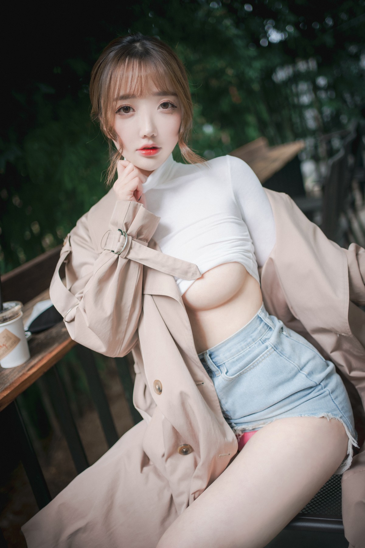 [DJAWA]No.135_模特Yeeun_A Snap of Intimacy主题性感真空白T秀傲人豪乳诱惑写真150P_极品性感美女