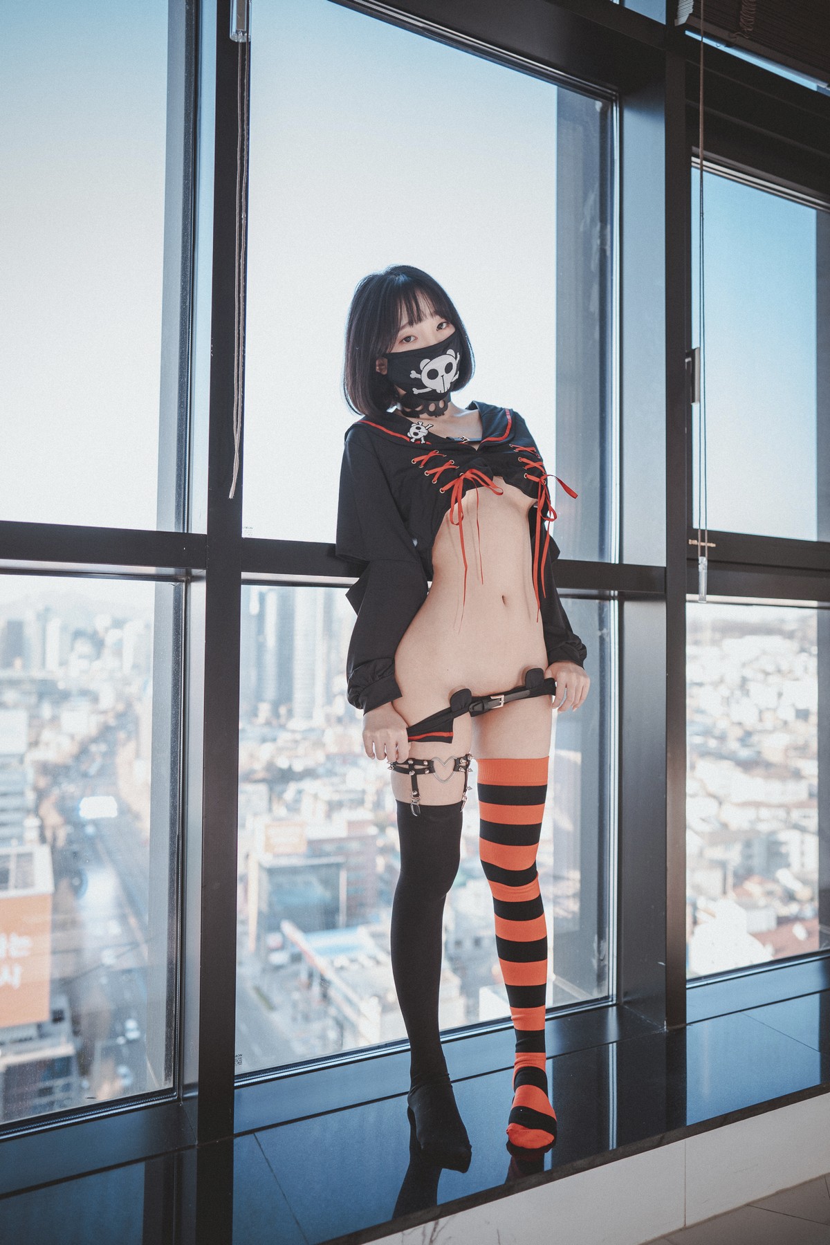 [DJAWA]No.143_模特Kang Inkyung_Masked Pirate主题私房性感黑色服饰迷人诱惑写真41P_极品性感美女