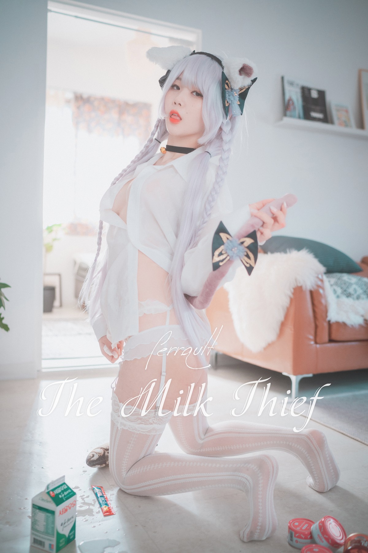 [DJAWA]No.124_模特Zia_Perrault The Milk Thief主题薄透白衬衫配蕾丝吊袜诱惑写真69P_极品性感美女