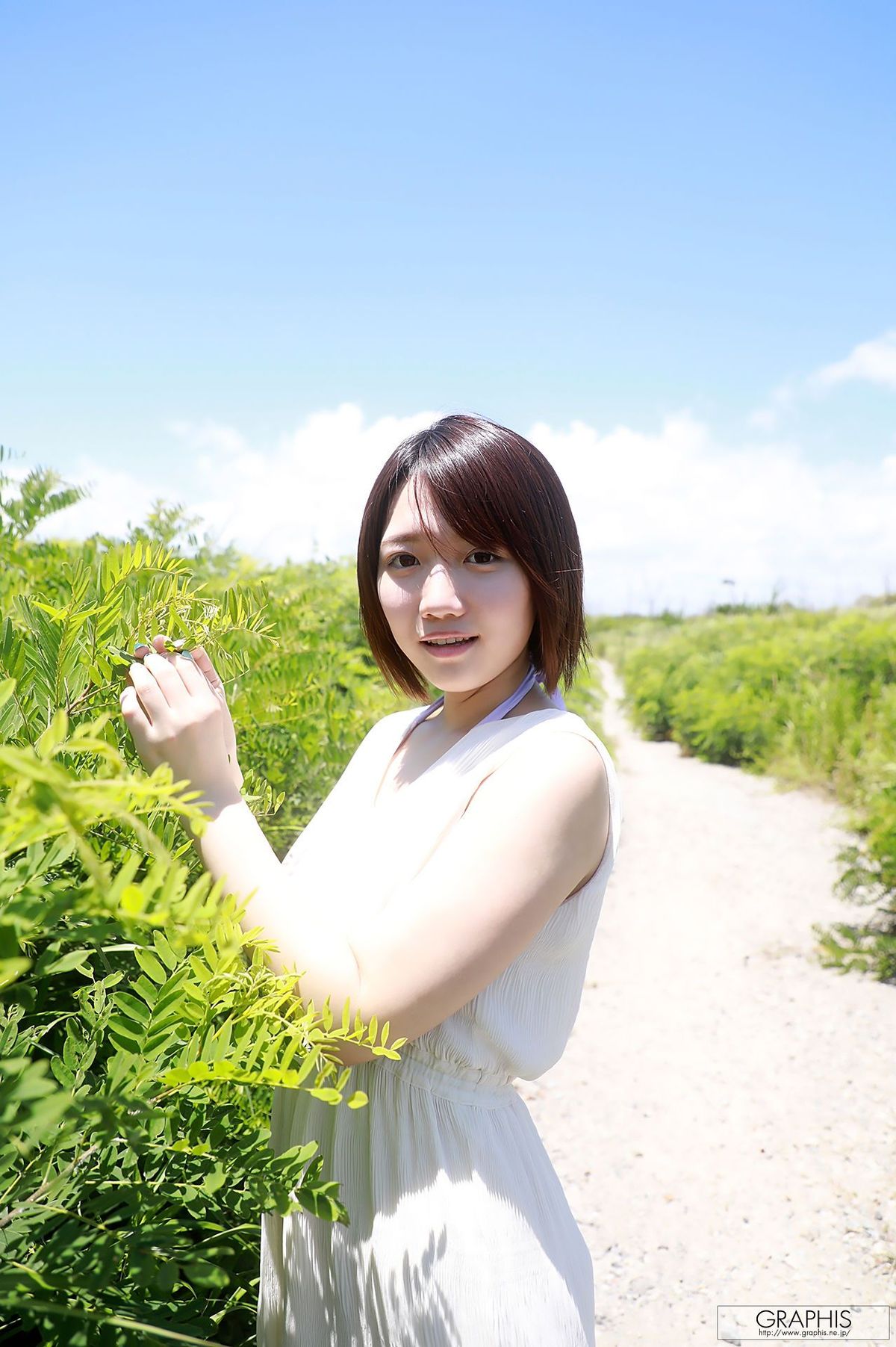 菊川みつ葉 Mitsuha Kikukawa [Graphis] Limited Edition 写真集