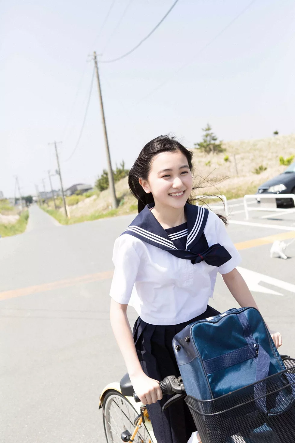 [YS Web]Vol.664_日本00后美女艺人山口麻友阳光可爱写真69P_极品性感美女