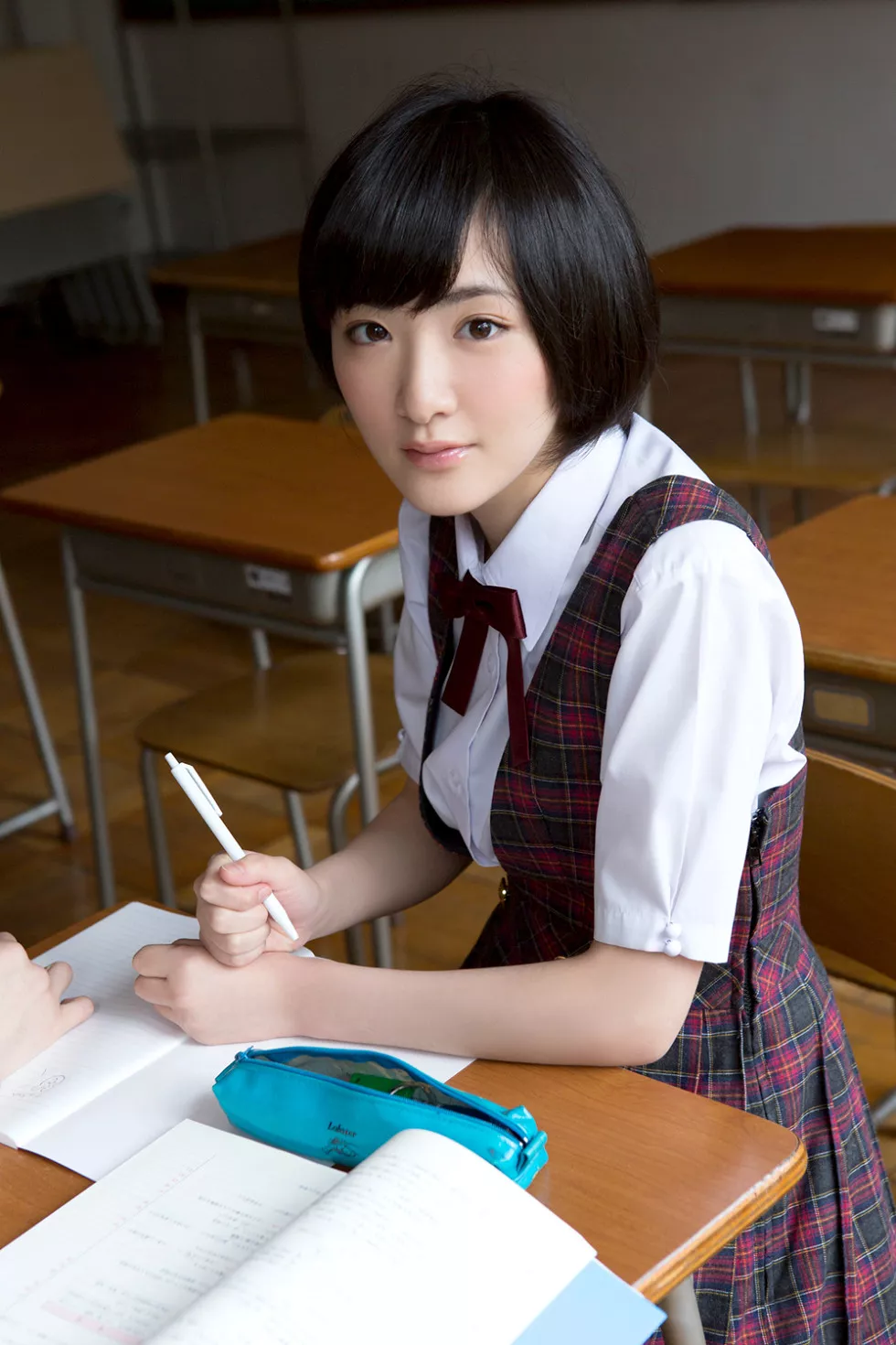 [YS Web]Vol.609_日本90後藝人松井玲奈清純學生寫真33P_極品性感美女