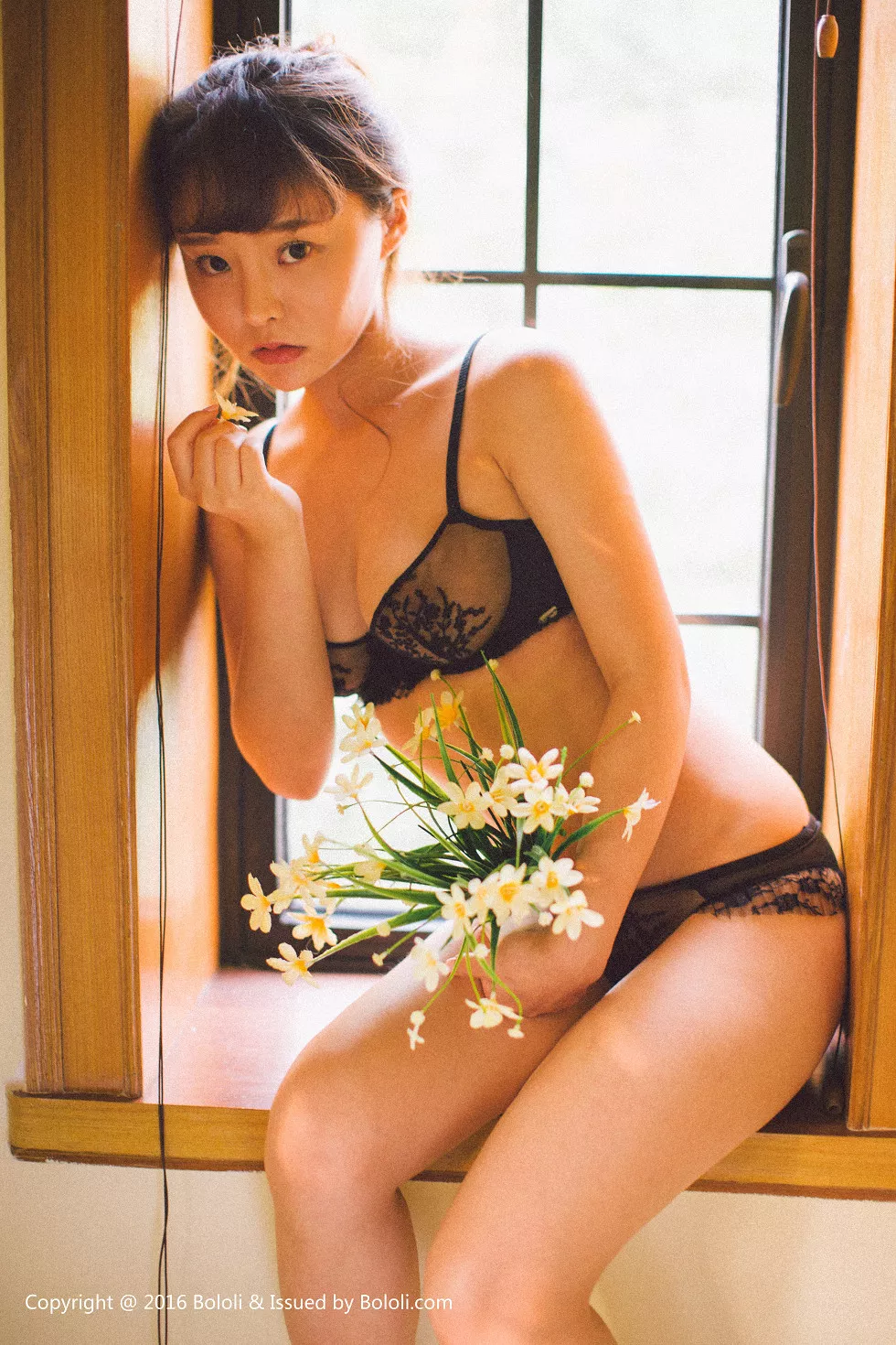 [BoLoli波萝社新刊]Vol.122_嫩模柳侑绮居家日本和服加性感死库水秀完美身材写真54P_极品性感美女