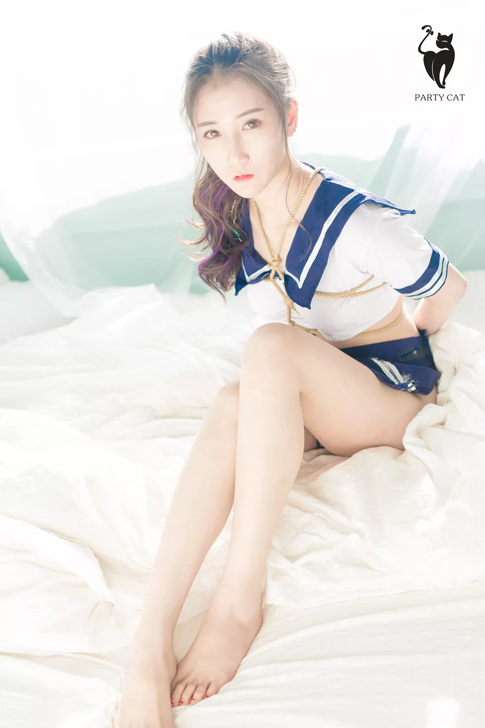 [PartyCat轟趴貓]No.032_性感學生制服妹子私房捆綁藝秀完美身材撩人誘惑寫真41P_極品性感美女