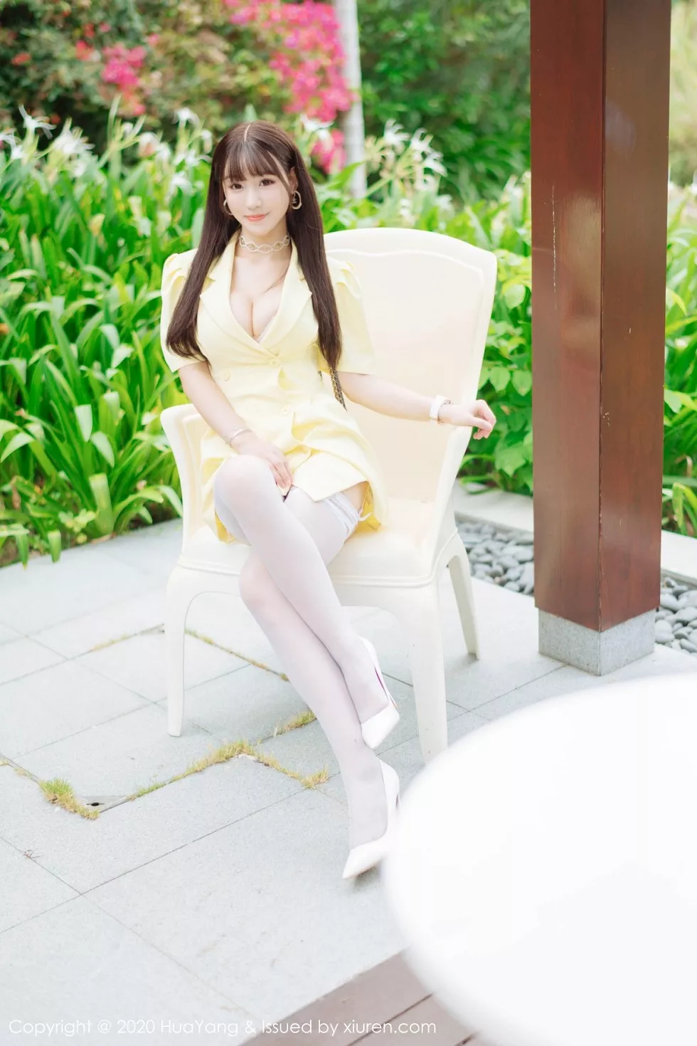 [HuaYang花漾]Vol.261_女神朱可儿Flower三亚旅拍情趣内衣配蕾丝吊袜惹火诱惑写真53P_极品性感美女