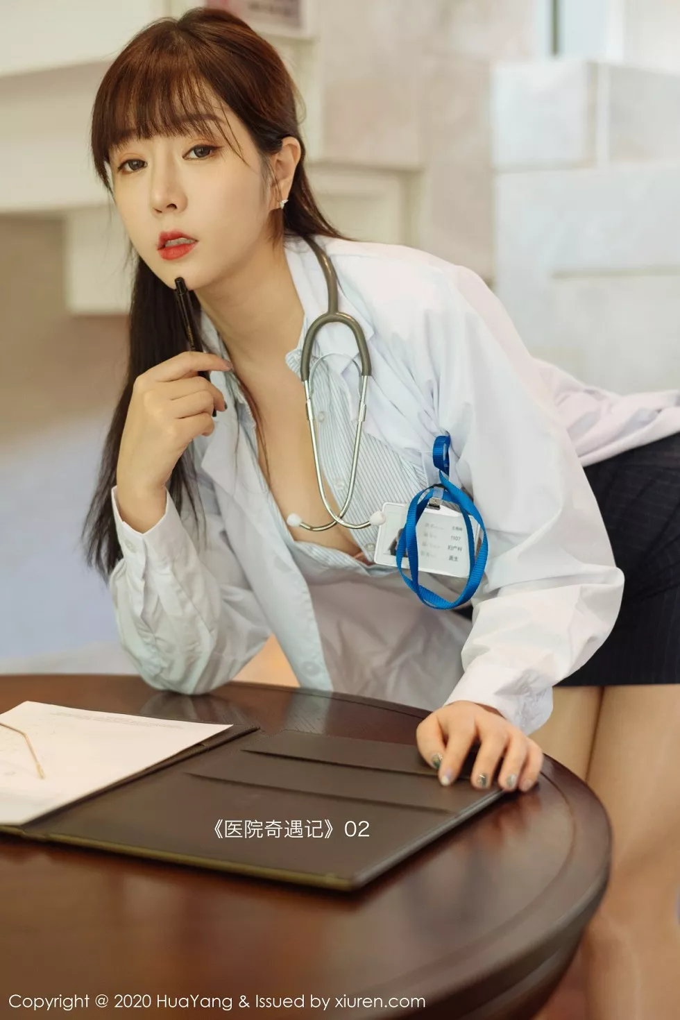 [HuaYang花漾]Vol.334_女神王雨纯西双版纳旅拍医生剧情主题超薄肉丝裤袜诱惑写真73P_极品性感美女