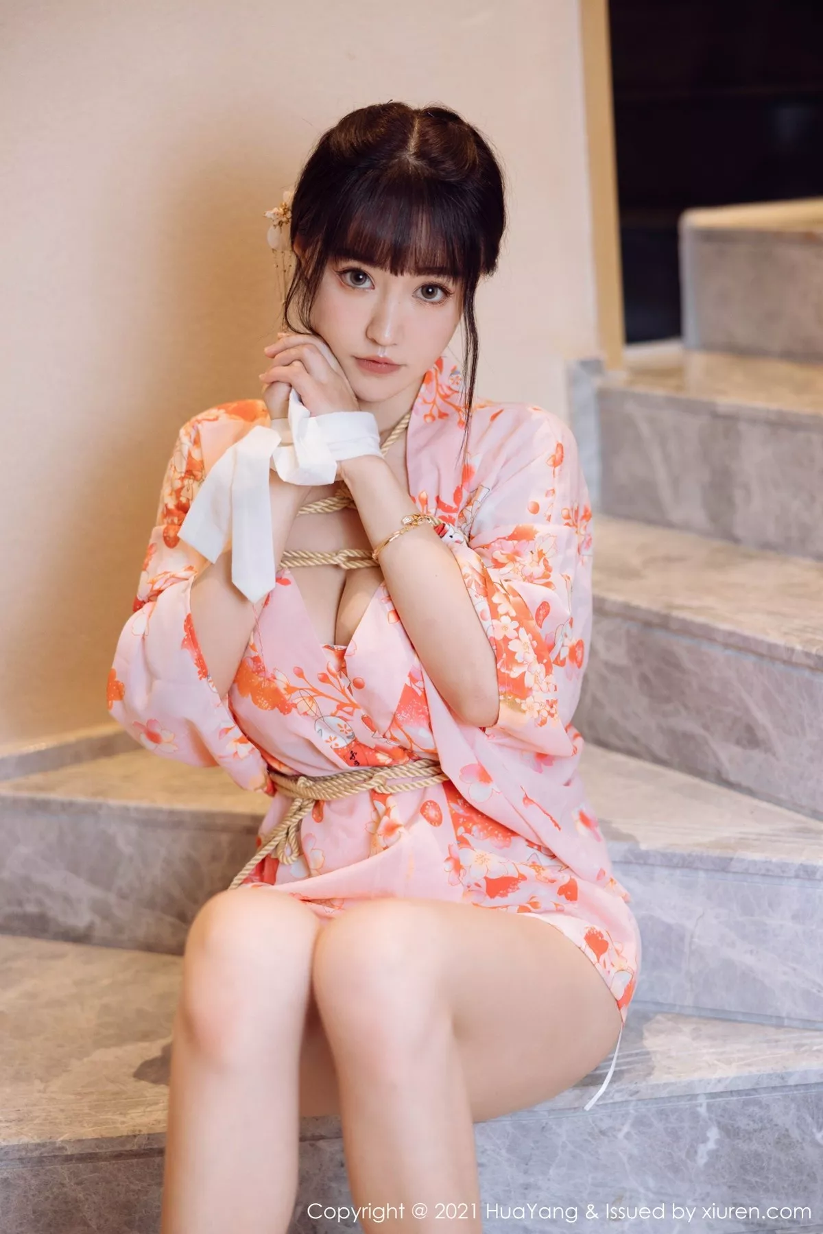 [HuaYang花漾]Vol.463_女神朱可儿Flower成都旅拍温泉内情趣捆绑露豪乳火辣诱惑写真61P_极品性感美女