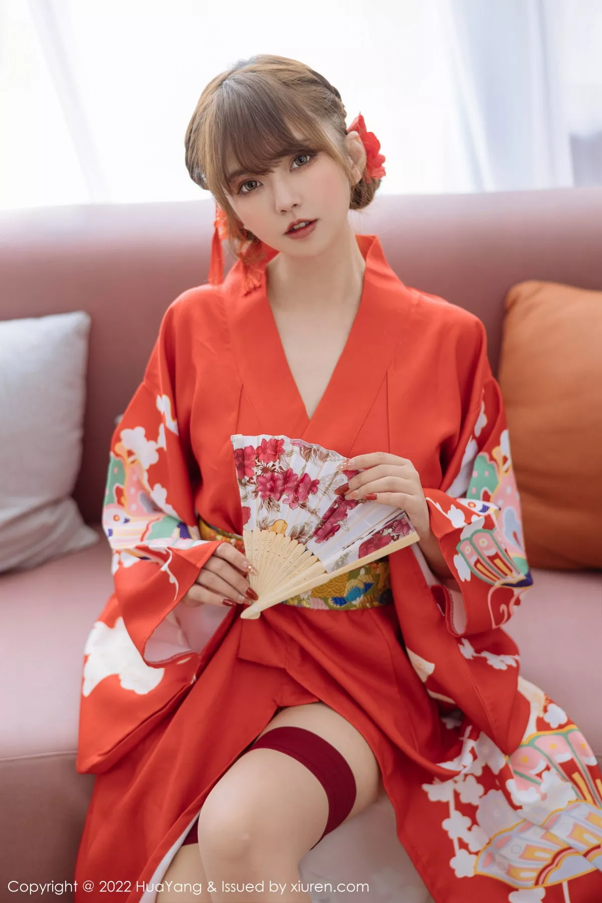 [HuaYang花漾]Vol.518_模特张思允Nice西双版纳旅拍红色真空和服半脱露豪乳诱惑写真64P_极品性感美女