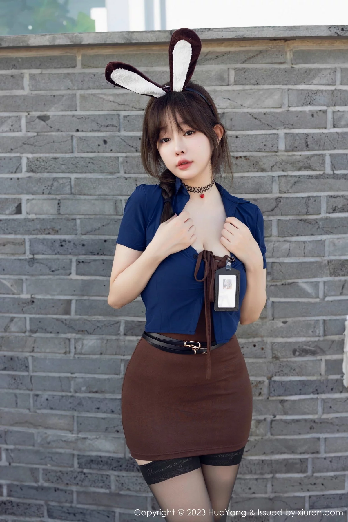 [HuaYang花漾]Vol.555_女神王雨纯户外性感兔女郎装扮黑丝吊袜秀翘臀美腿撩人诱惑写真113P_极品性感美女